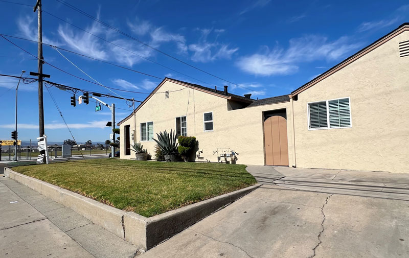 1140 E Market Street Salinas Side View