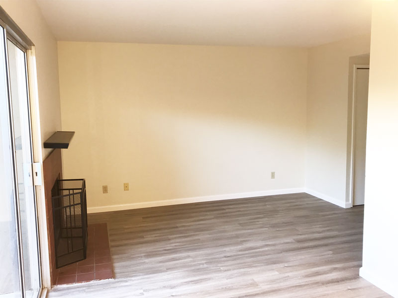 Livingroom with new laminate flooring.