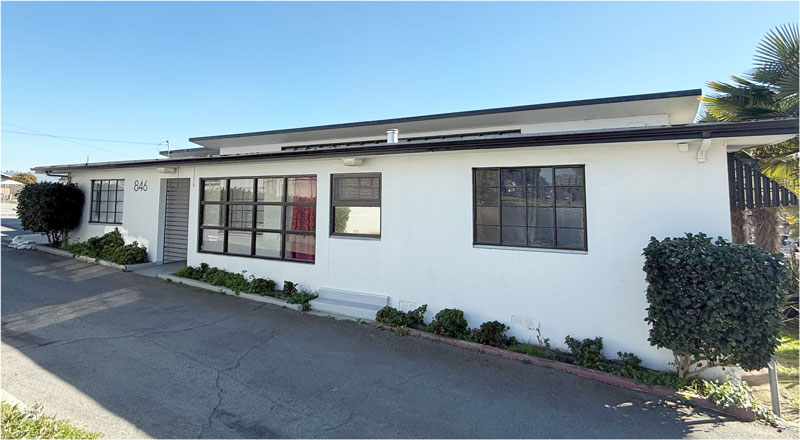 846 Freedom Blvd Medical Building with Parking in Watsonville